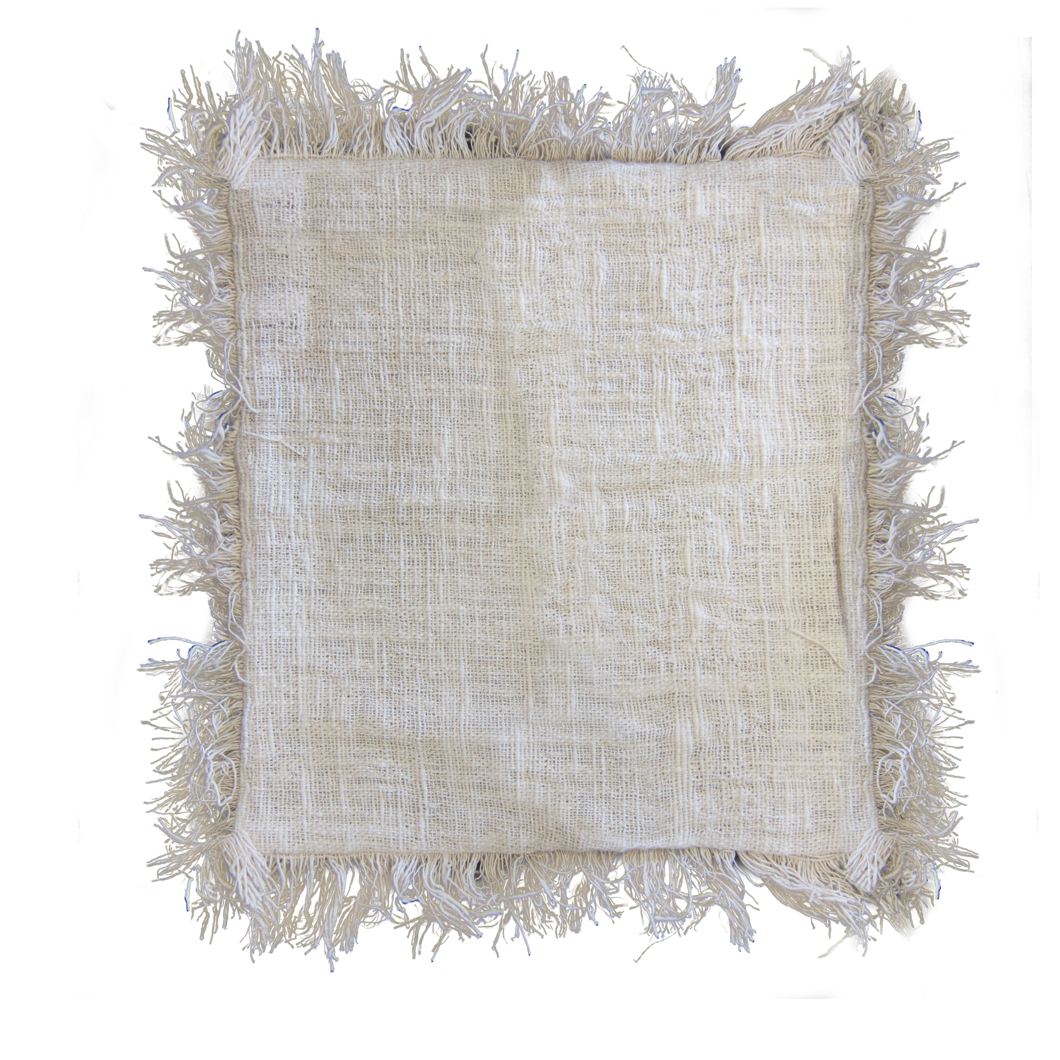 1x Linen Cushion 45x45cm with fringe