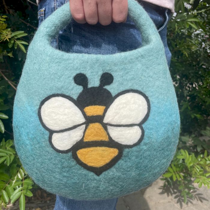 Water Felted Bee Bag - One Handle with Magnet - Blue Green