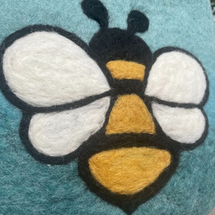 Water Felted Bee Bag - One Handle with Magnet - Blue Green
