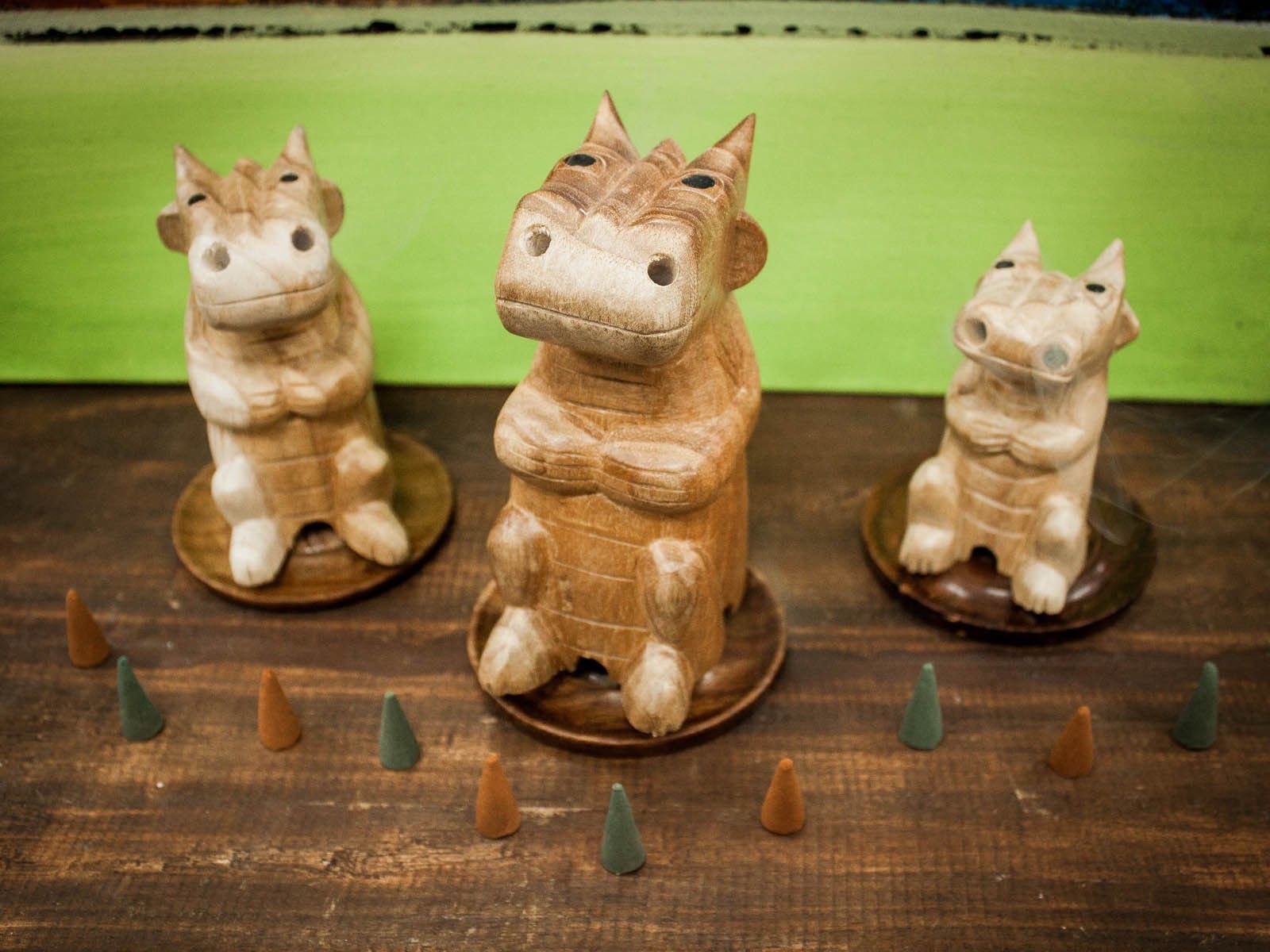 Wooden Carved Incense Burner - Med Dragon