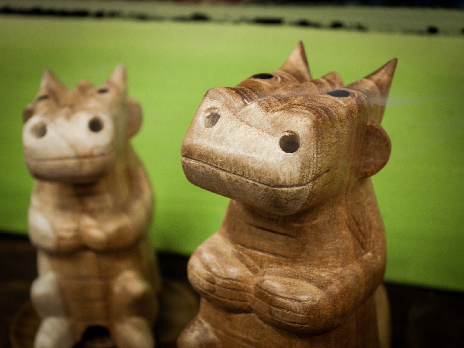 Wooden Carved Incense Burner - Med Dragon