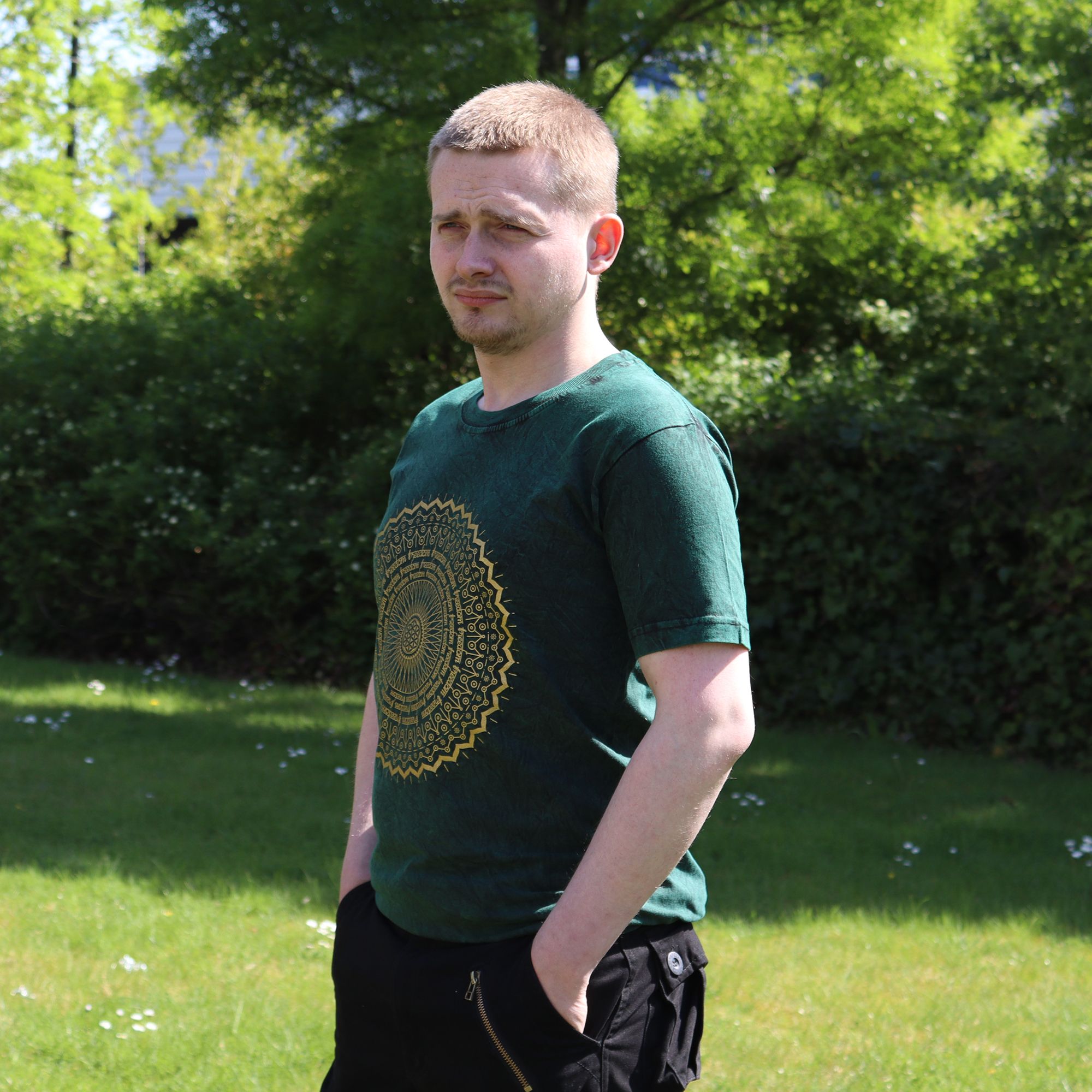 Small Stone Washed Teashirt - Mandala - Green