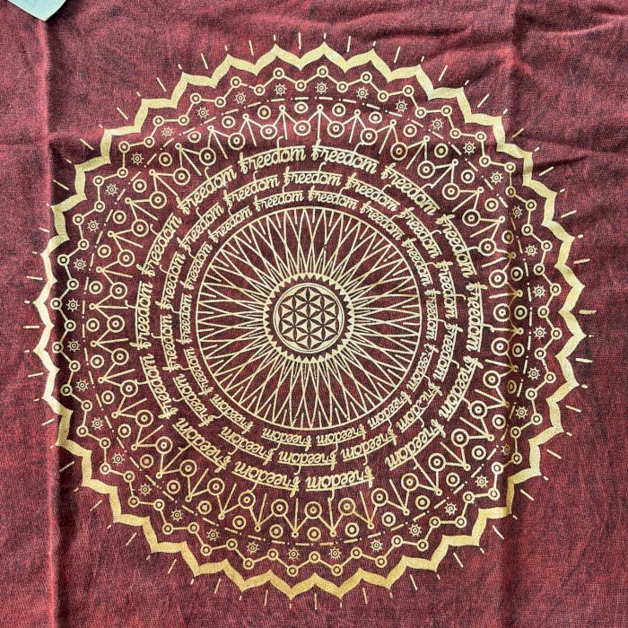 Large Stone Washed Teashirt - Mandala - Maroon
