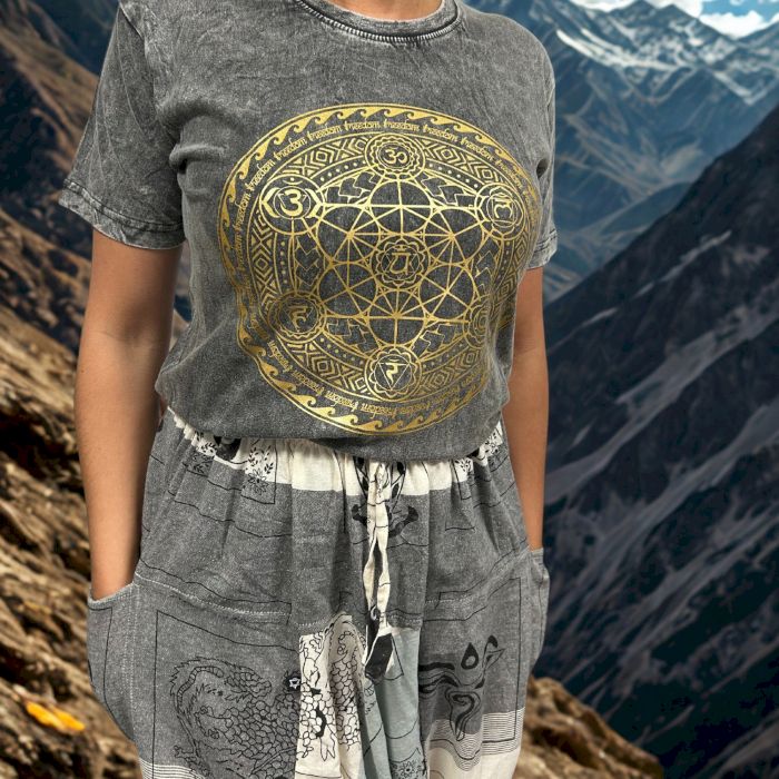 Large Stone Washed Teashirt - Chakra - Dark Grey